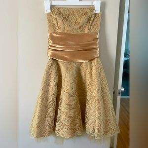 Size 3-4 Gold/Yellow Homecoming/Formal dress